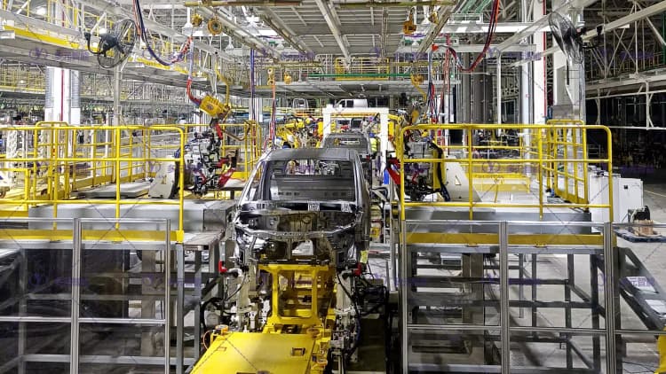Planning a vehicle assembly line